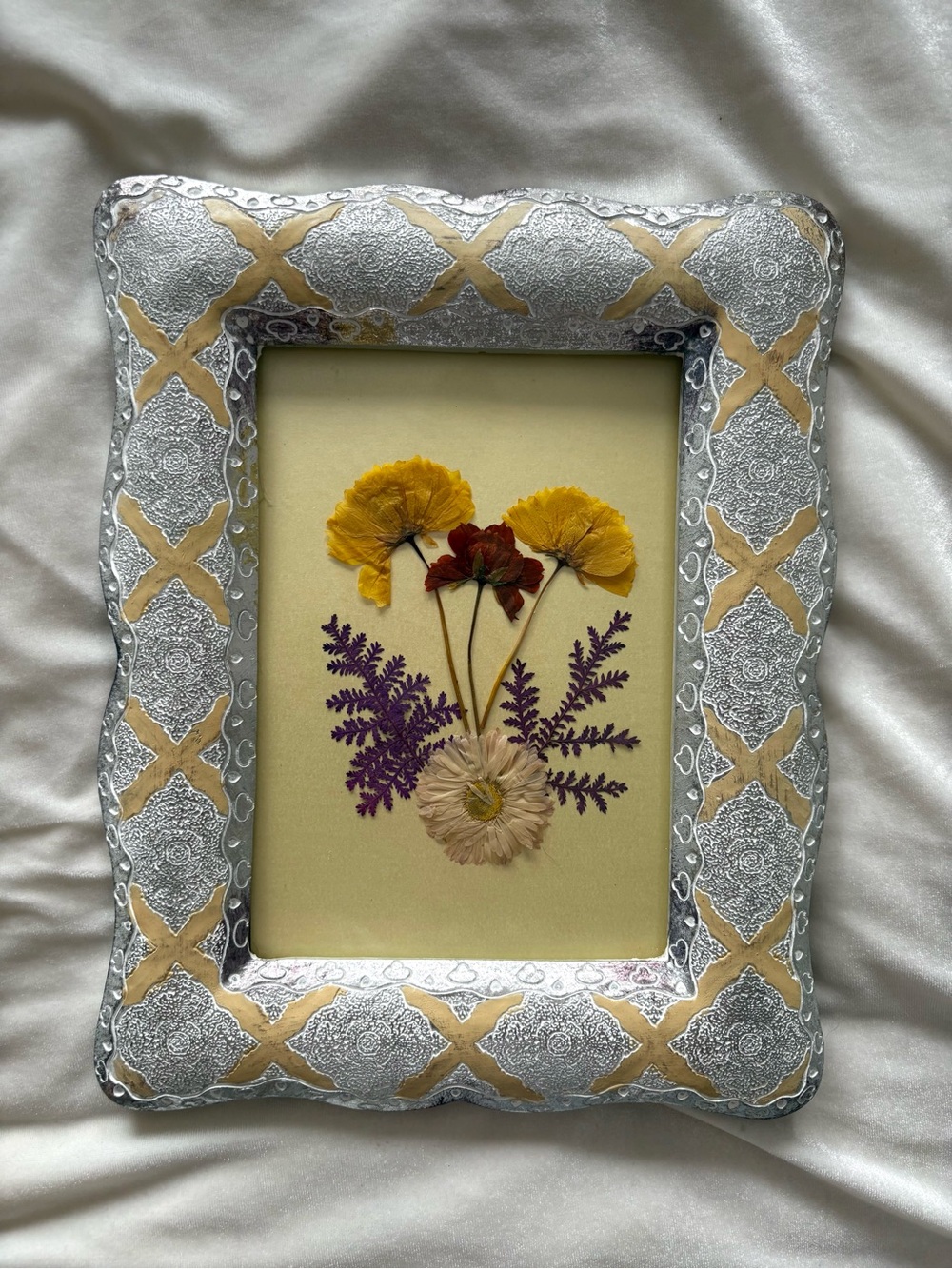 Vintage 90s pressed dried flowers framed wall art home silver southwest boho